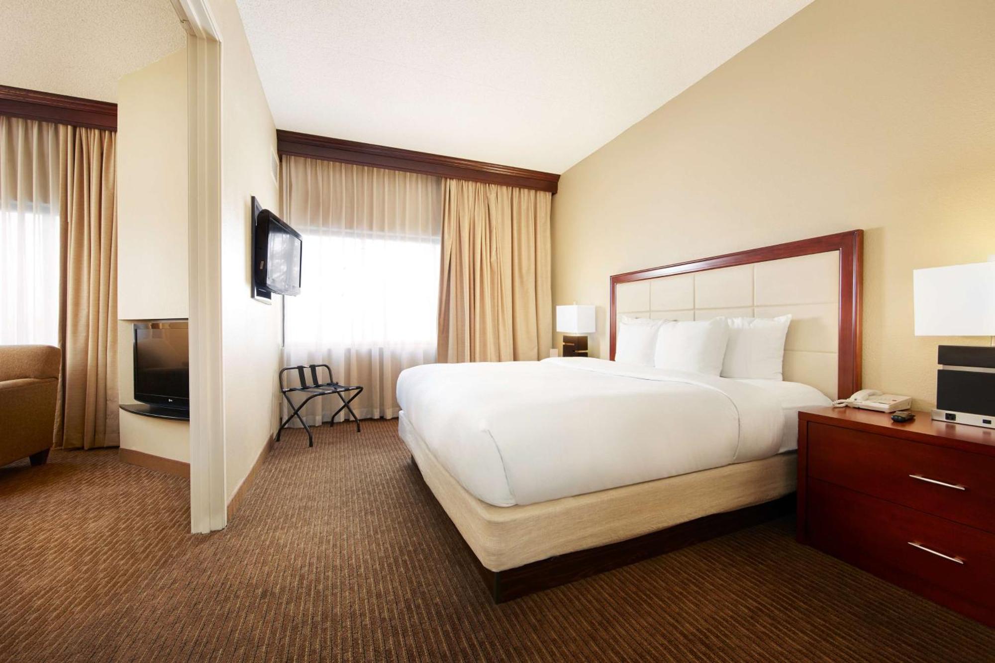 Doubletree Suites By Hilton Hotel Cincinnati - Blue Ash Sharonville Kültér fotó