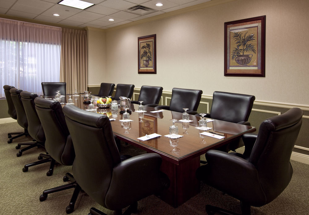Doubletree Suites By Hilton Hotel Cincinnati - Blue Ash Sharonville Létesítmények fotó